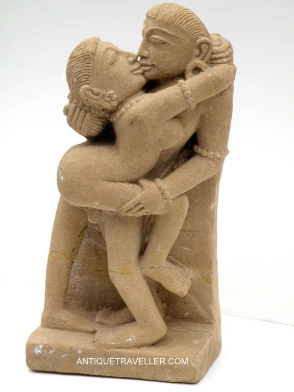 ANCIENT KAMA SUTRA SCULPTURE